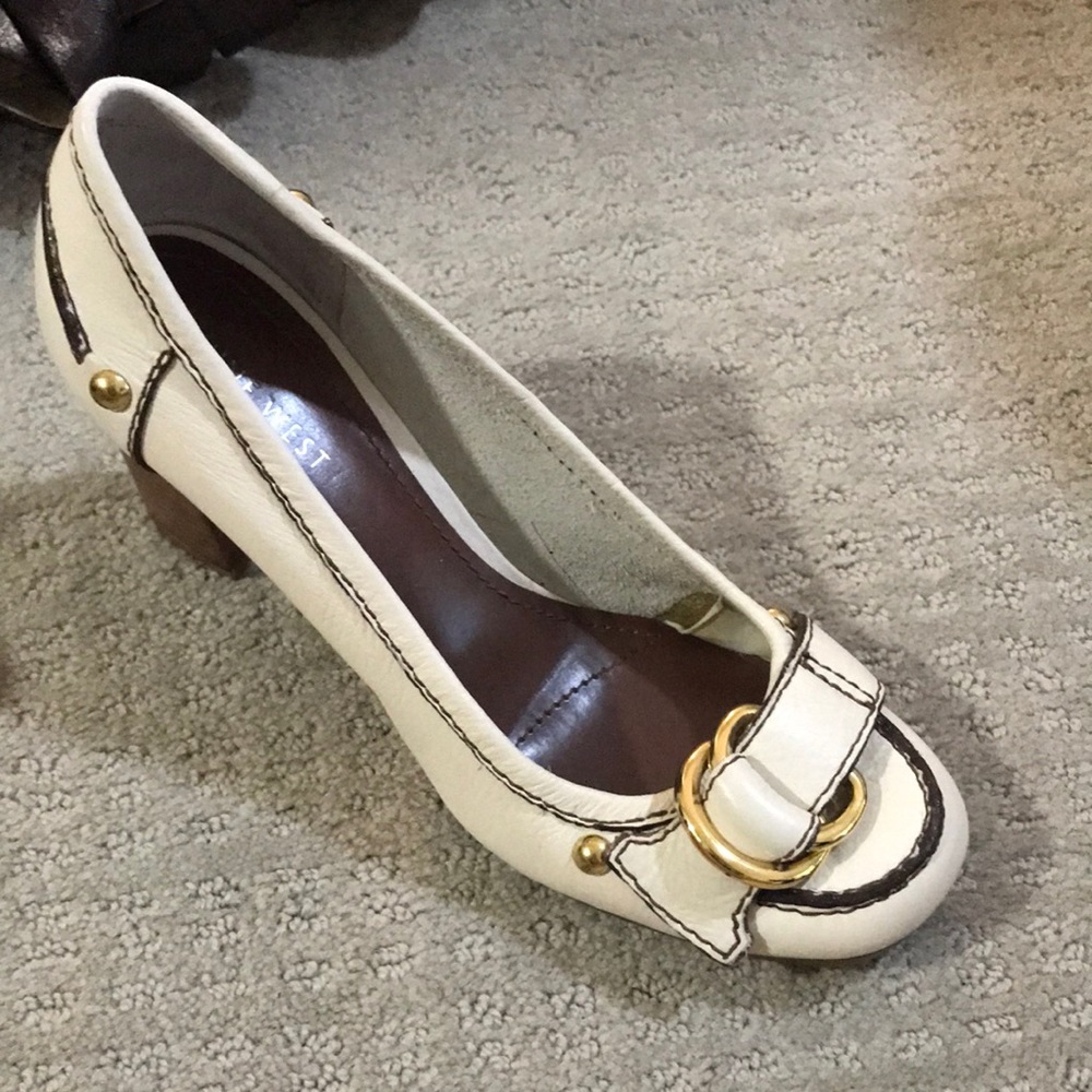 Great close toe Nine West leather